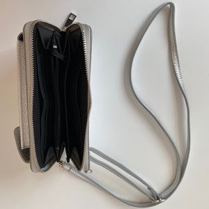 Crossbody, wallet